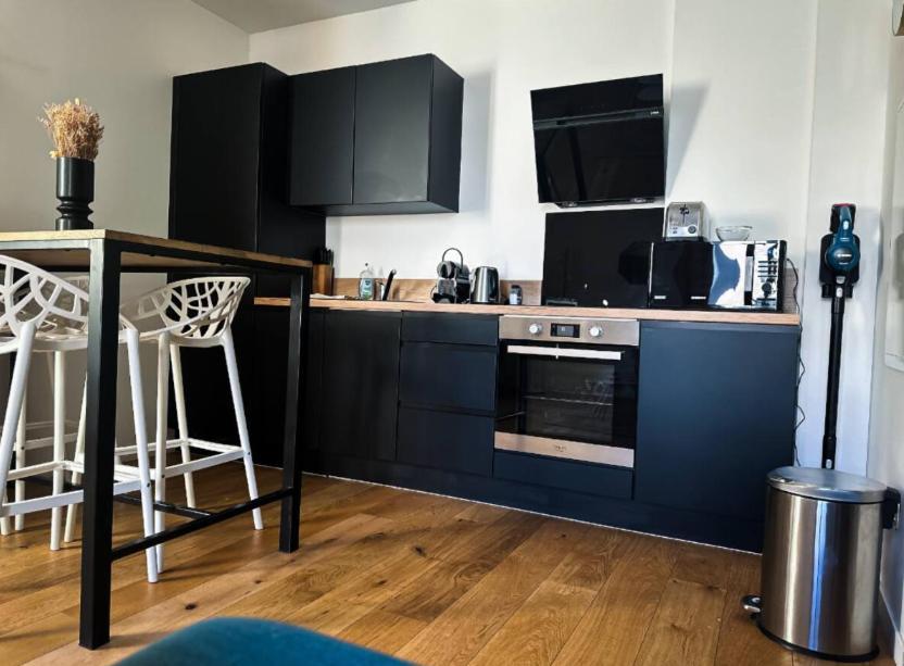 Апартаменты The Sunny ¤ Terrasse ¤ Proche Centre ¤ Parking ¤ Wifi Амьен Экстерьер фото